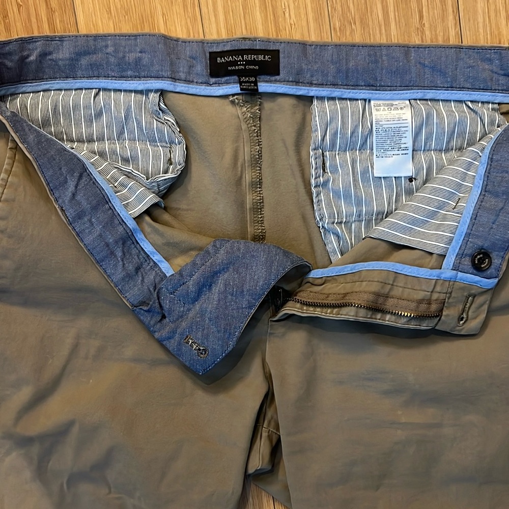 Banana Republic Tan Chino men’s 35x30